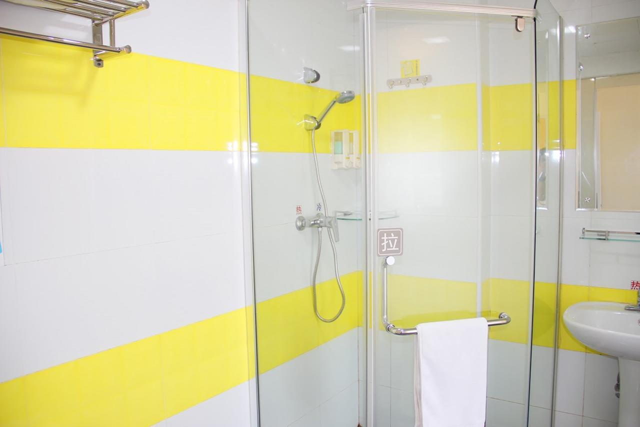 7Days Inn Changchun Renmin Avenue Pingquan Road Экстерьер фото